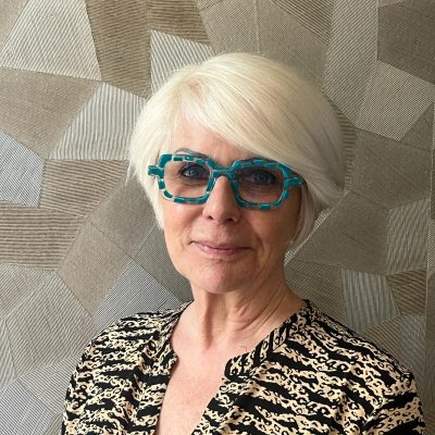 Photo of Lisa Tierney